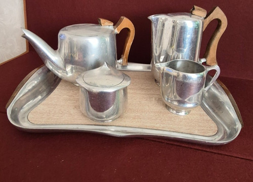 Picquot ware tea - with, tray