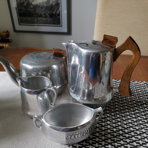 Picquot ware tea set - tea,
