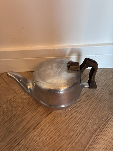 Rare vintage pint tea pot - tea,