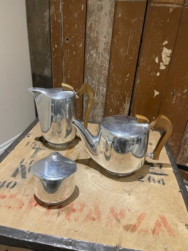 Picquot ware tea pot coffee - tea,